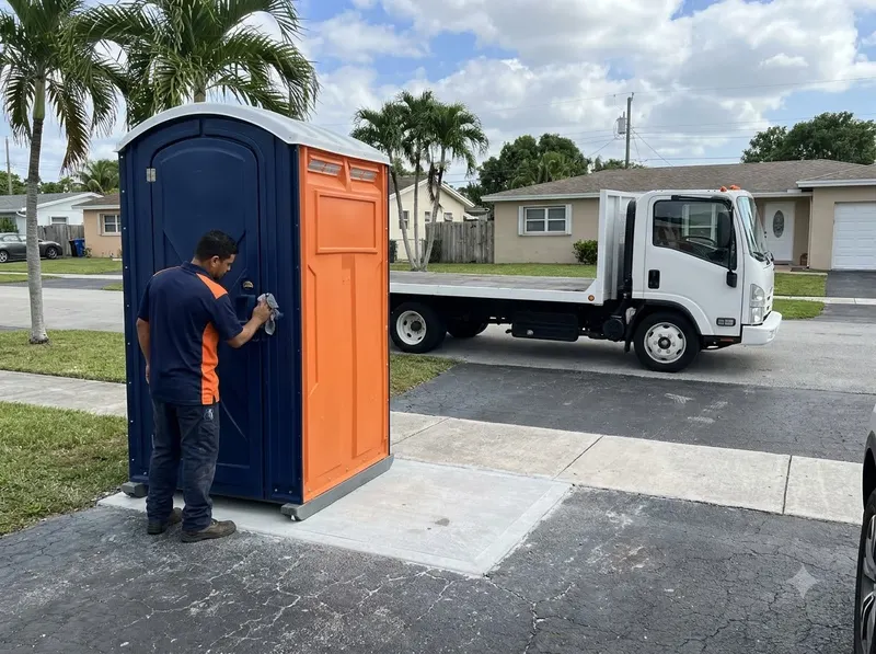 Flushing Portable Toilet Rental in Hialeah, FL